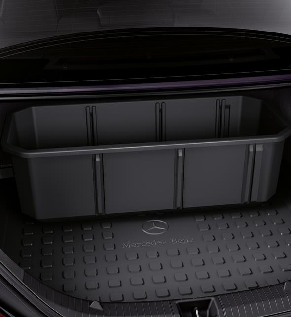 Original-Zubehör für den GLC: Kofferraumwanne flach und Staubox Mercedes-Benz GLC genuine accessories: Shallow boot tub and stowage crate